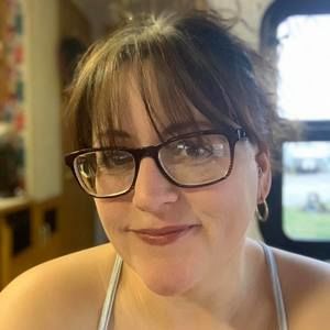 Meet your Posher, April